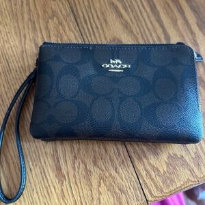 Coach wristlet wallets for women